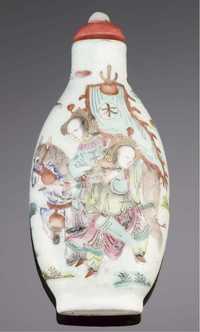 1800-1850 A famille rose porcelain snuff bottle